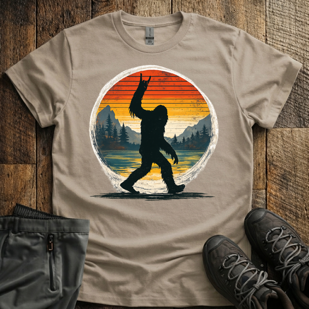 Retro Wanderer T-Shirt